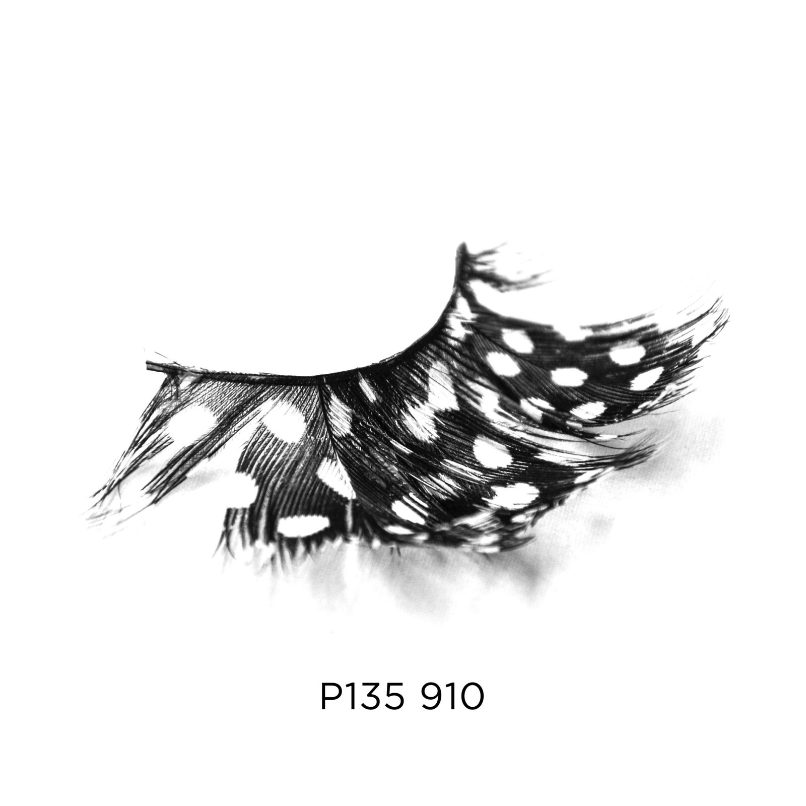 Pestañas con Plumas P135